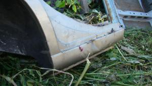 Hyundai Elantra 00-05 Крыло заднее RH