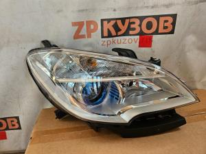 Opel Mokka 2012 Фара RH