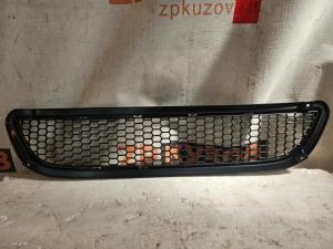 Ssang Yong Kyron 2005 Центральная решетка