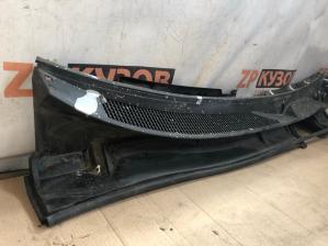 Toyota RAV 4 2013 Пластик под лобовое стекло