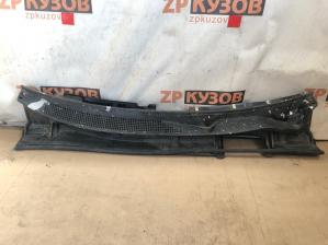 Toyota RAV 4 2013 Пластик под лобовое стекло