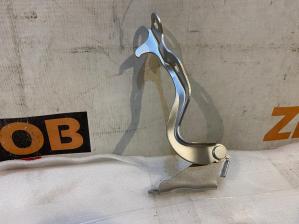 Chevrolet Lacetti 2003-2013 Петля капота RH