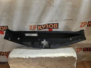 Toyota Camry V70 2017- Пыльники/накладки пластиковые Пыльник замка капота