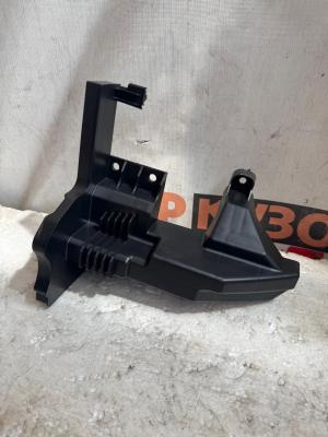 Geely Atlas PRO 2021> Кронштейны  Кронштейн фар 