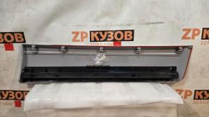 Mitsubishi Pajero Montero 3 V6, V7  00-06 Накладка дверей