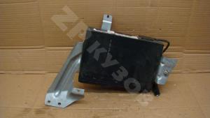 TT 8N3 98-00 CD CHANGER

