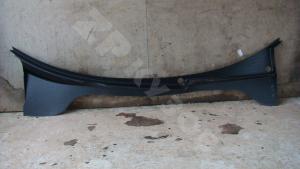 VW Golf 6 2009-2013 Пластик под лобовое стекло