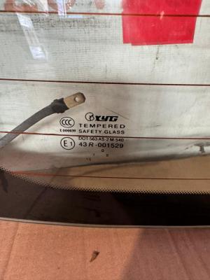 Ford Fusion Стекло Заднее