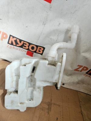 Skoda Octavia A8 2019- Система омывания Бачок омывателя лобового стекла