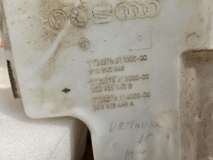 Skoda Octavia A8 2019- Система омывания Бачок омывателя лобового стекла