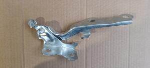 Chevrolet Cruze 2009- Петля капота RH