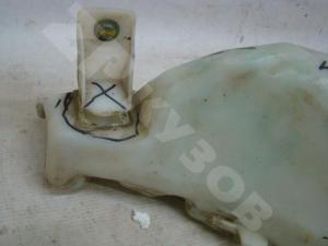 TT 8N3 98-00 Бачок омывателя
