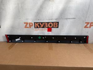 Geely Atlas PRO 2021> Молдинги Дверей 