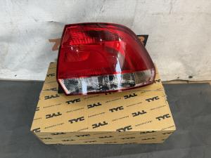 VW Polo Sed RUS 2010-2020 Фонарь RH 2010-15