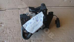 BMW F07F10F11 2009- Замок капота Правый