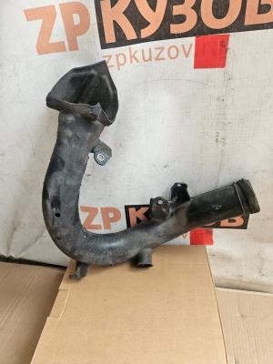 Toyota RAV 4 06-13 Патрубки