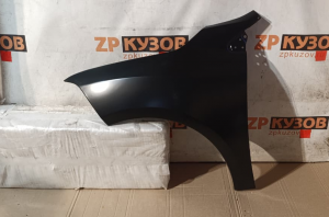 Renault Fluence 2010 Крыло переднее LH