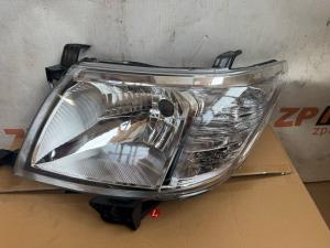 Toyota Hi Lux 2005-2011 Оптика  Фары