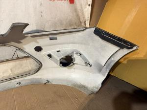 Ford Focus II Бампер передний 