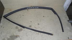 Captiva C100 Уплотнитель двери
