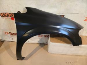 Chrysler VoyagerCaravan RG 01-07 Крыло переднее RH