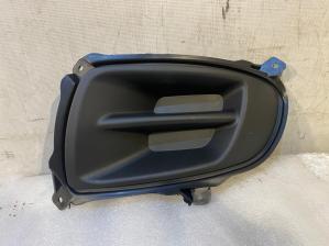 Kia Cerato 2004-2008 Навесное на бампер Заглушка ПТФ