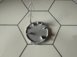 Ford Fiesta 13- Заглушка буксировочного крюка