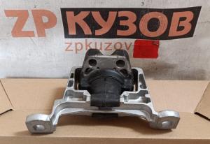 Ford Focus II Подушка