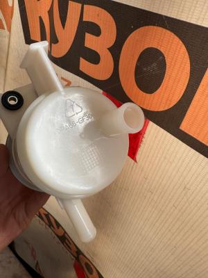 Chevrolet Spark 2011- Рулевое управление  Бачок ГУР