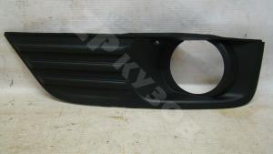 Ford Focus II Рамка ПТФ 05-08 LH