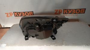 Ford Focus II фара 05-08 Rh