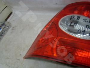 Ford Focus II Фонарь Sdn 05-08 LH