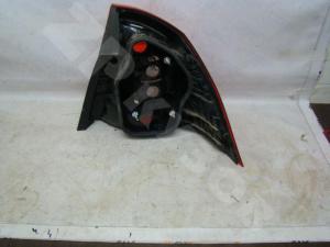 Ford Focus II Фонарь Sdn 05-08 LH