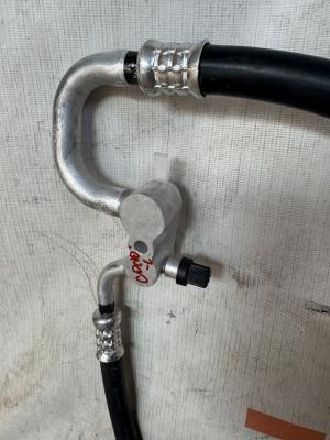 Chevrolet Cobalt Трубка кондиционера 