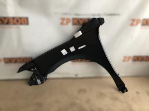 Toyota Camry V40 Крыло переднее RH