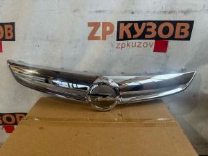 Opel Corsa D 06- Решетка радиатора хром 11-