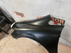 Honda Civic 4D 06-12 Крыло переднее LH