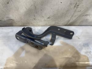 Omoda S5 2021 Петля капота