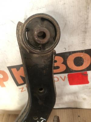 Hyundai Elantra 00-05 Подвеска Рычаг Лев.