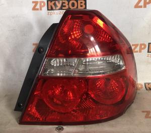 Aveo T250 05-11 Фонарь RH
