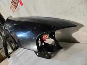 Mazda MZ 323BJ 98-02 Крылья передние Правые