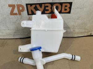 HAVAL F7 2019> Система омывания Бачок омывателя