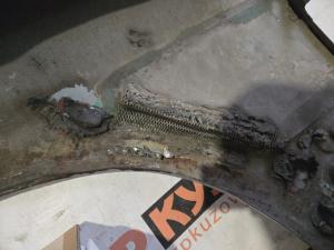 Mercedes Benz W220 98-05 Крыло переднее RH